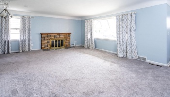 315 columbus, Fremont, 43420, 3 Bedrooms Bedrooms, ,2 BathroomsBathrooms,Residential,For Sale,columbus,20251112 315 columbus, Fremont, 43420, 3 Bedrooms Bedrooms, ,2 BathroomsBathrooms,Residential,For Sale,columbus,20251112