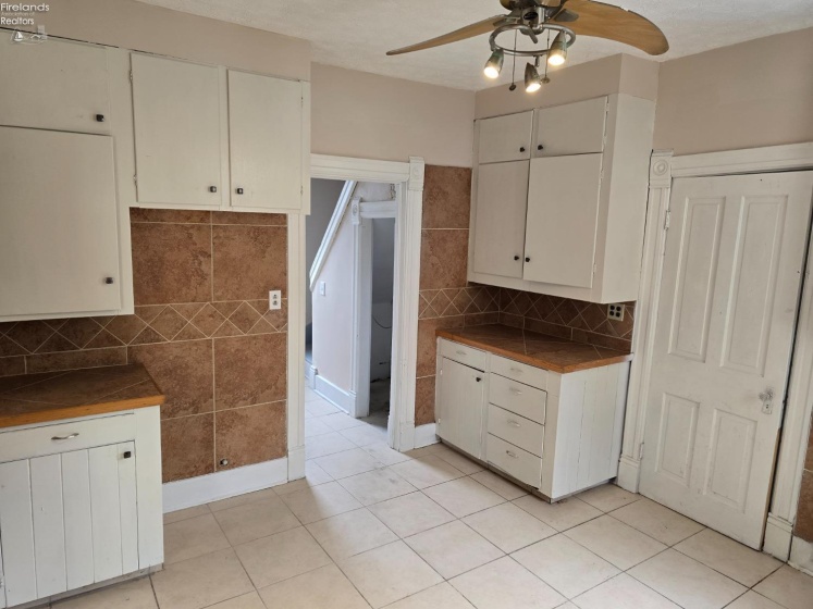 430 Perry Street, Sandusky, 44870, 3 Bedrooms Bedrooms, ,1 BathroomBathrooms,Residential,For Sale,Perry,20251320