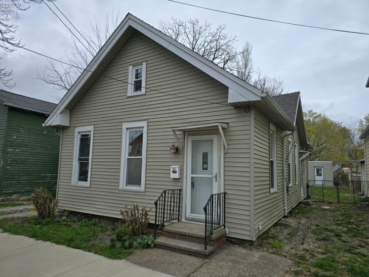 430 Perry Street, Sandusky, 44870, 3 Bedrooms Bedrooms, ,1 BathroomBathrooms,Residential,For Sale,Perry,20251320