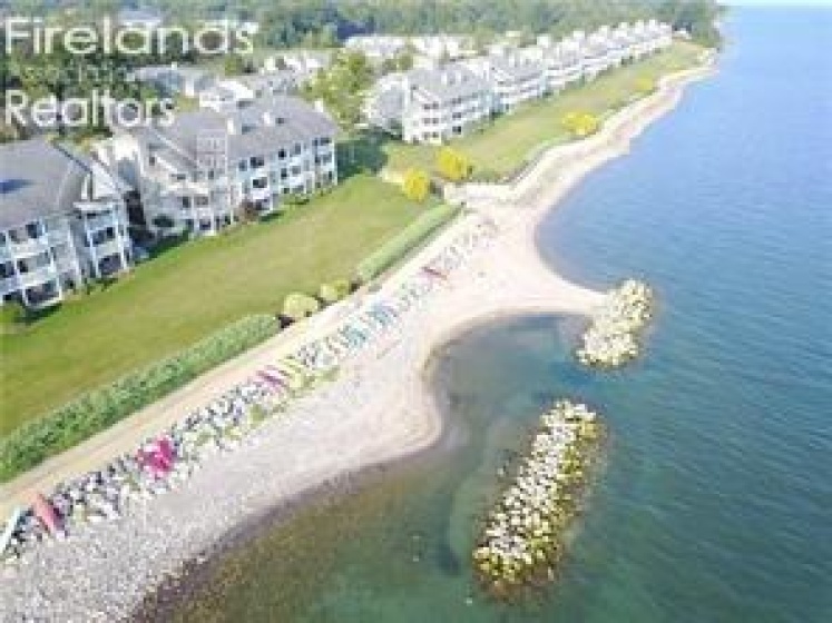 2892 Whispering Shores Drive, Vermilion, 44089, 2 Bedrooms Bedrooms, ,2 BathroomsBathrooms,Residential,For Sale,Whispering Shores,20251260