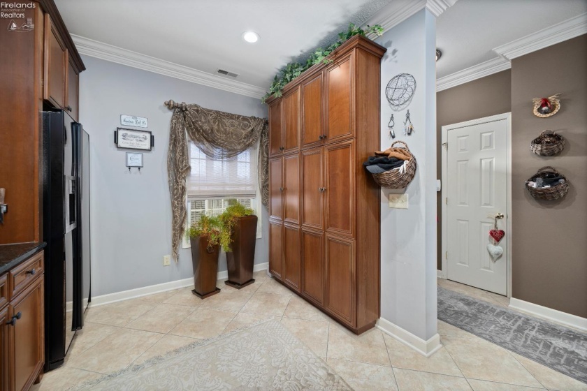 2892 Whispering Shores Drive, Vermilion, 44089, 2 Bedrooms Bedrooms, ,2 BathroomsBathrooms,Residential,For Sale,Whispering Shores,20251260