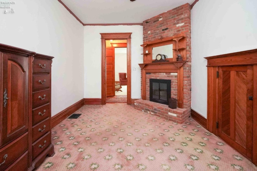 230 Main Street, Clyde, 43410, 4 Bedrooms Bedrooms, ,5 BathroomsBathrooms,Residential,For Sale,Main,20251276