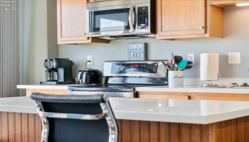 401 Shoreline, Sandusky, 44870, 2 Bedrooms Bedrooms, ,2 BathroomsBathrooms,Residential,For Sale,Shoreline,20251370