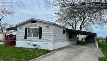 171 Morningside Drive, Port Clinton, 43452, 2 Bedrooms Bedrooms, ,2 BathroomsBathrooms,Residential,For Sale,Morningside,20251378