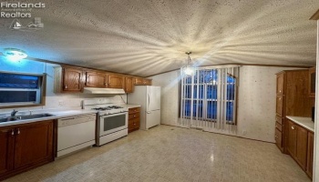 171 Morningside Drive, Port Clinton, 43452, 2 Bedrooms Bedrooms, ,2 BathroomsBathrooms,Residential,For Sale,Morningside,20251378
