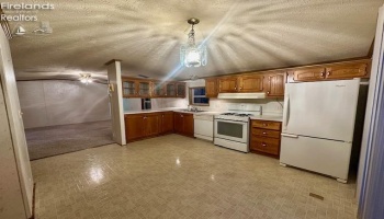 171 Morningside Drive, Port Clinton, 43452, 2 Bedrooms Bedrooms, ,2 BathroomsBathrooms,Residential,For Sale,Morningside,20251378