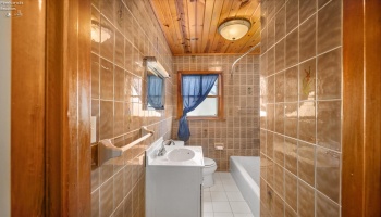 105 Cherry Street, Marblehead, 43440, 3 Bedrooms Bedrooms, ,2 BathroomsBathrooms,Residential,For Sale,Cherry,20251379