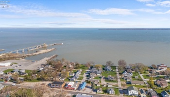 105 Cherry Street, Marblehead, 43440, 3 Bedrooms Bedrooms, ,2 BathroomsBathrooms,Residential,For Sale,Cherry,20251379