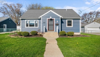 105 Cherry Street, Marblehead, 43440, 3 Bedrooms Bedrooms, ,2 BathroomsBathrooms,Residential,For Sale,Cherry,20251379