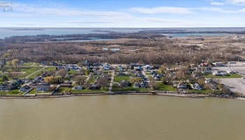 105 Cherry Street, Marblehead, 43440, 3 Bedrooms Bedrooms, ,2 BathroomsBathrooms,Residential,For Sale,Cherry,20251379