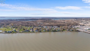 105 Cherry Street, Marblehead, 43440, 3 Bedrooms Bedrooms, ,2 BathroomsBathrooms,Residential,For Sale,Cherry,20251379