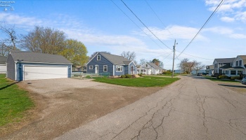 105 Cherry Street, Marblehead, 43440, 3 Bedrooms Bedrooms, ,2 BathroomsBathrooms,Residential,For Sale,Cherry,20251379