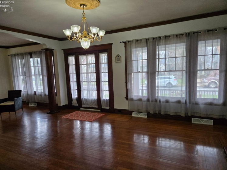 1024 Fifth Street, Sandusky, 44870, 3 Bedrooms Bedrooms, ,2 BathroomsBathrooms,Residential,For Sale,Fifth,20251241