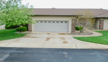 7 Executive Village Court, Norwalk, 44857, 2 Bedrooms Bedrooms, ,2 BathroomsBathrooms,Residential,For Sale,Executive Village,20251407