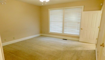 7 Executive Village Court, Norwalk, 44857, 2 Bedrooms Bedrooms, ,2 BathroomsBathrooms,Residential,For Sale,Executive Village,20251407