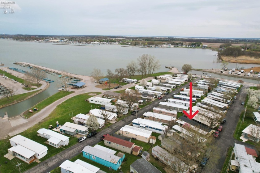 999 Buck Rd., Marblehead, 43440, 2 Bedrooms Bedrooms, ,1 BathroomBathrooms,Residential,For Sale,Buck Rd.,20251417