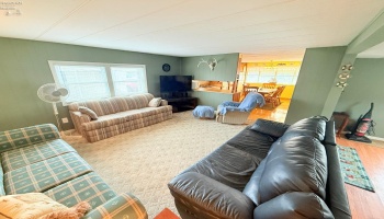 999 Buck Rd., Marblehead, 43440, 2 Bedrooms Bedrooms, ,1 BathroomBathrooms,Residential,For Sale,Buck Rd.,20251417