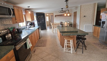 235 Front, Tiffin, 44883, 4 Bedrooms Bedrooms, ,3 BathroomsBathrooms,Residential,For Sale,Front,20251425