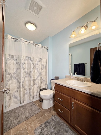 1660 Township Road 119, Tiffin, 44883, 4 Bedrooms Bedrooms, ,3 BathroomsBathrooms,Residential,For Sale,Township Road 119,20251406