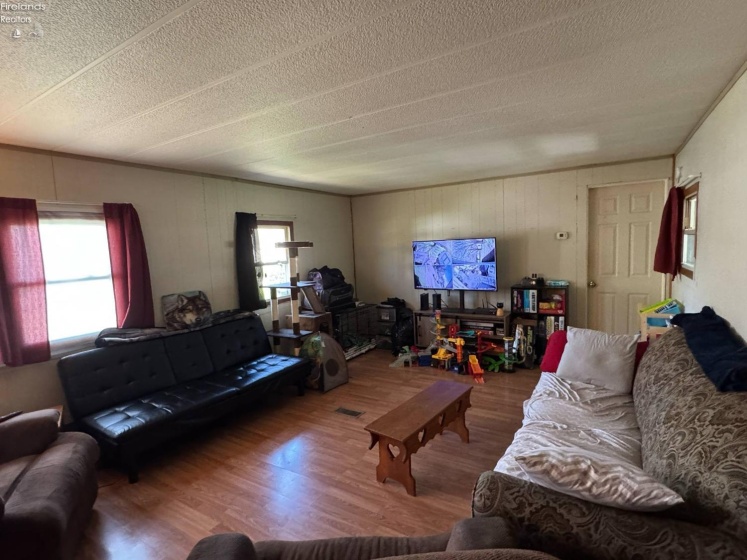 520 Milan Avenue, Norwalk, 44857, 2 Bedrooms Bedrooms, ,2 BathroomsBathrooms,Residential,For Sale,Milan,20251448