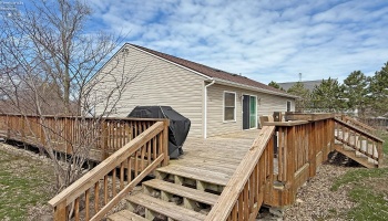 205 Lower Cliff, Kelleys Island, 43438, 4 Bedrooms Bedrooms, ,2 BathroomsBathrooms,Residential,For Sale,Lower Cliff,20251298