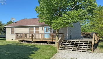 205 Lower Cliff, Kelleys Island, 43438, 4 Bedrooms Bedrooms, ,2 BathroomsBathrooms,Residential,For Sale,Lower Cliff,20251298