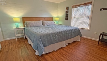 205 Lower Cliff, Kelleys Island, 43438, 4 Bedrooms Bedrooms, ,2 BathroomsBathrooms,Residential,For Sale,Lower Cliff,20251298