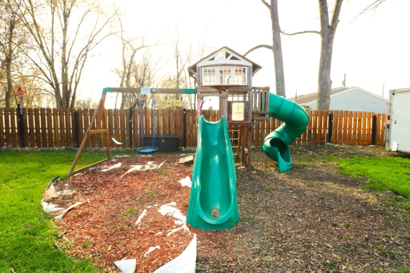 25 Willard Avenue, Norwalk, 44857, 2 Bedrooms Bedrooms, ,1 BathroomBathrooms,Residential,For Sale,Willard,20251373