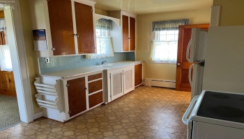 201 Gilcher Court, Sandusky, 44870, 3 Bedrooms Bedrooms, ,1 BathroomBathrooms,Residential,For Sale,Gilcher,20251428