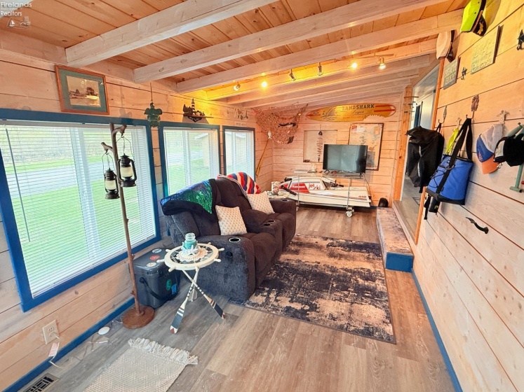 999 Buck Rd., Marblehead, 43440, 2 Bedrooms Bedrooms, ,1 BathroomBathrooms,Residential,For Sale,Buck Rd.,20251354