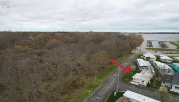 999 Buck Rd., Marblehead, 43440, 2 Bedrooms Bedrooms, ,1 BathroomBathrooms,Residential,For Sale,Buck Rd.,20251354