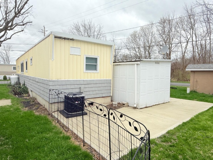 999 Buck Rd., Marblehead, 43440, 2 Bedrooms Bedrooms, ,1 BathroomBathrooms,Residential,For Sale,Buck Rd.,20251354