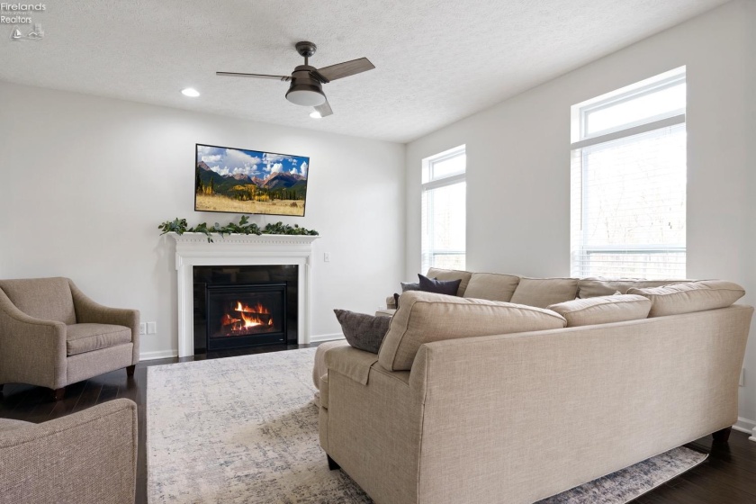 5555 Bay Pointe Circle, Port Clinton, 43452, 4 Bedrooms Bedrooms, ,3 BathroomsBathrooms,Residential,For Sale,Bay Pointe,20251371