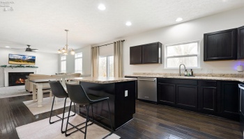 5555 Bay Pointe Circle, Port Clinton, 43452, 4 Bedrooms Bedrooms, ,3 BathroomsBathrooms,Residential,For Sale,Bay Pointe,20251371