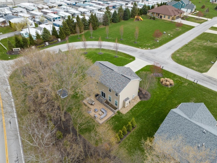 5555 Bay Pointe Circle, Port Clinton, 43452, 4 Bedrooms Bedrooms, ,3 BathroomsBathrooms,Residential,For Sale,Bay Pointe,20251371