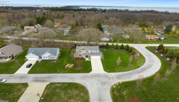 5555 Bay Pointe Circle, Port Clinton, 43452, 4 Bedrooms Bedrooms, ,3 BathroomsBathrooms,Residential,For Sale,Bay Pointe,20251371