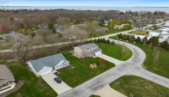 5555 Bay Pointe Circle, Port Clinton, 43452, 4 Bedrooms Bedrooms, ,3 BathroomsBathrooms,Residential,For Sale,Bay Pointe,20251371