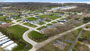 5555 Bay Pointe Circle, Port Clinton, 43452, 4 Bedrooms Bedrooms, ,3 BathroomsBathrooms,Residential,For Sale,Bay Pointe,20251371