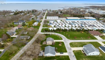 5555 Bay Pointe Circle, Port Clinton, 43452, 4 Bedrooms Bedrooms, ,3 BathroomsBathrooms,Residential,For Sale,Bay Pointe,20251371