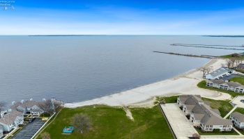 5555 Bay Pointe Circle, Port Clinton, 43452, 4 Bedrooms Bedrooms, ,3 BathroomsBathrooms,Residential,For Sale,Bay Pointe,20251371