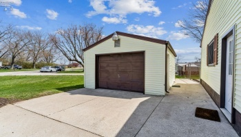 1314 Stoner, Fostoria, 44830, 3 Bedrooms Bedrooms, ,1 BathroomBathrooms,Residential,For Sale,Stoner,20251391 1314 Stoner, Fostoria, 44830, 3 Bedrooms Bedrooms, ,1 BathroomBathrooms,Residential,For Sale,Stoner,20251391
