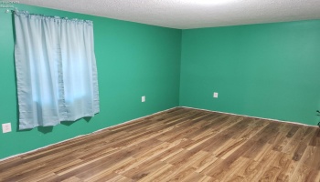 Master bedroom. Master bedroom.