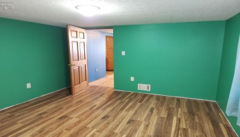 Master bedroom. Master bedroom.
