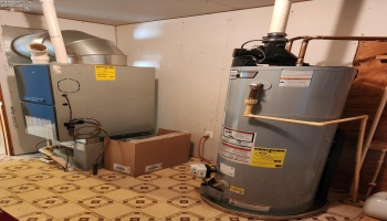 Laundry/utility room. Laundry/utility room.