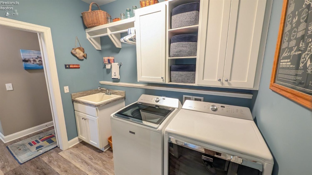 4736 Verona Drive, Port Clinton, 43452, 2 Bedrooms Bedrooms, ,2 BathroomsBathrooms,Residential,For Sale,Verona,20251421