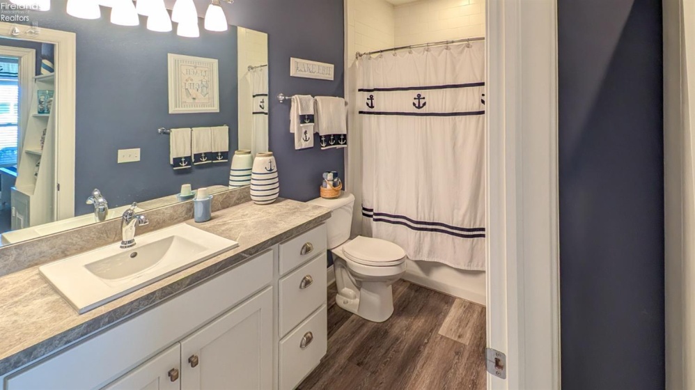 4736 Verona Drive, Port Clinton, 43452, 2 Bedrooms Bedrooms, ,2 BathroomsBathrooms,Residential,For Sale,Verona,20251421