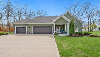 4220 McKenna Lane, Port Clinton, 43452, 2 Bedrooms Bedrooms, ,2 BathroomsBathrooms,Residential,For Sale,McKenna,20251467
