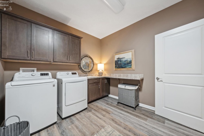 4220 McKenna Lane, Port Clinton, 43452, 2 Bedrooms Bedrooms, ,2 BathroomsBathrooms,Residential,For Sale,McKenna,20251467