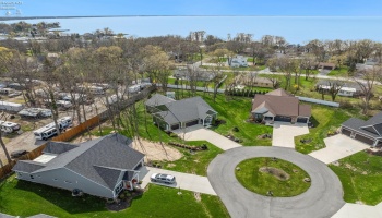 4220 McKenna Lane, Port Clinton, 43452, 2 Bedrooms Bedrooms, ,2 BathroomsBathrooms,Residential,For Sale,McKenna,20251467