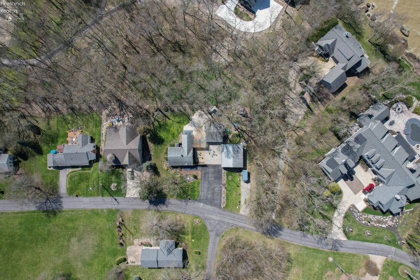 3778 Cliff Road, Port Clinton, 43452, 3 Bedrooms Bedrooms, ,1 BathroomBathrooms,Residential,For Sale,Cliff,20251116